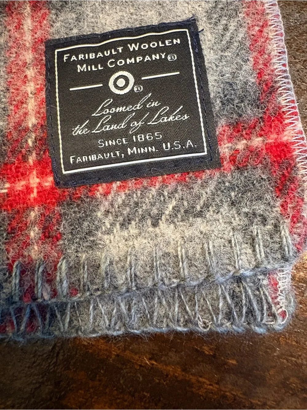 Faribault Woolen Mill Company Wool gray and red plaid scarf